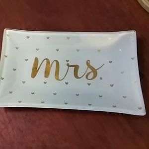 American Atelier "Mrs." gold heart trinket plate